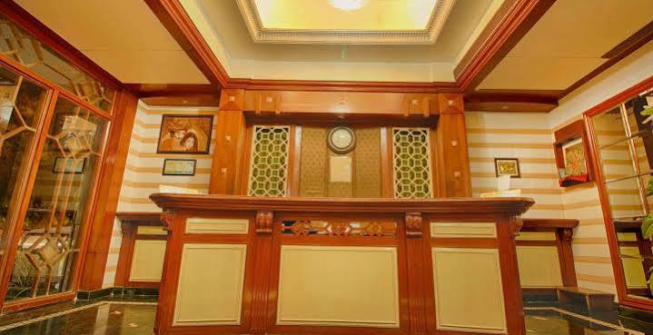 Parth Residency Hotell Ahmedabad Eksteriør bilde