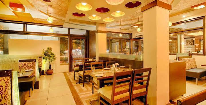 Parth Residency Hotell Ahmedabad Eksteriør bilde